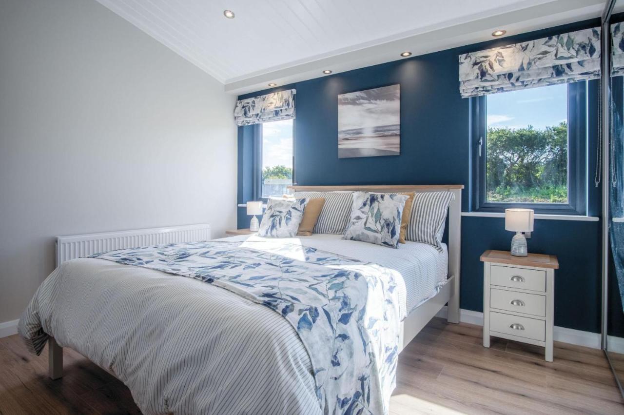 Swanlake Lodge - 3 Bedroom Holiday Home - Penally 외부 사진