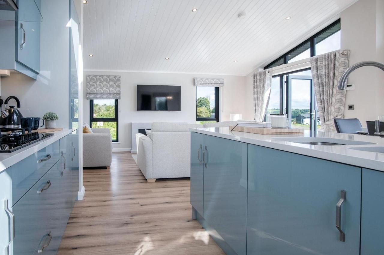 Swanlake Lodge - 3 Bedroom Holiday Home - Penally 외부 사진