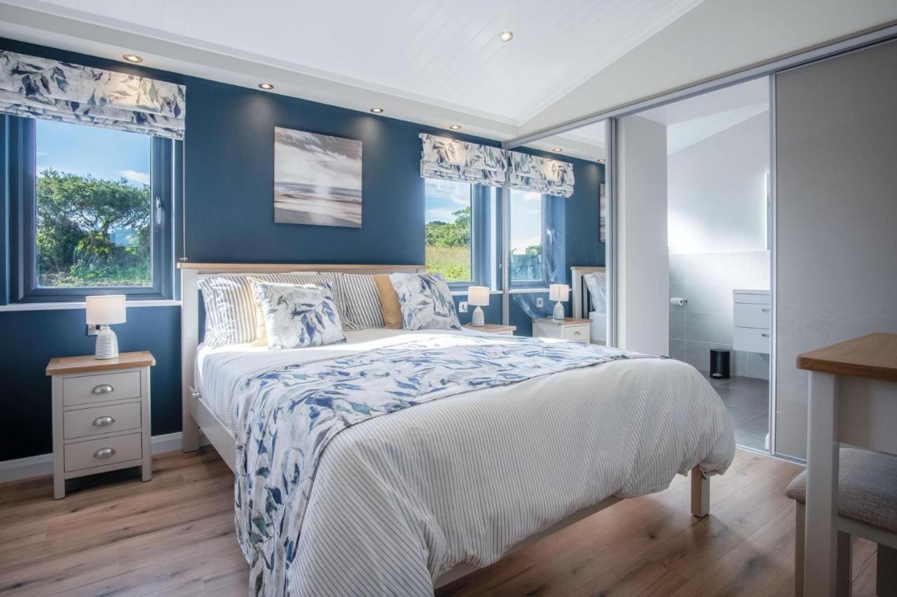 Swanlake Lodge - 3 Bedroom Holiday Home - Penally 외부 사진