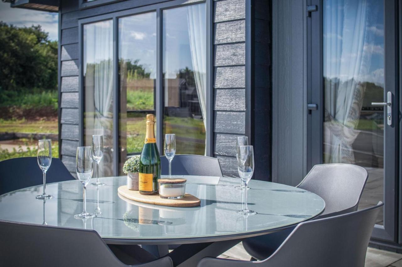 Swanlake Lodge - 3 Bedroom Holiday Home - Penally 외부 사진